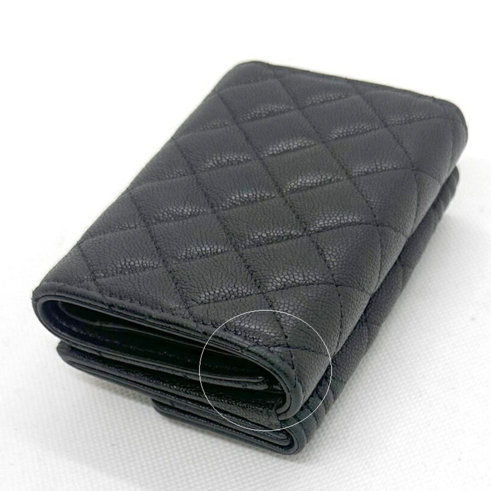 CHANEL Authentic Black Caviar Leather Wallet - Picture 4 of 10